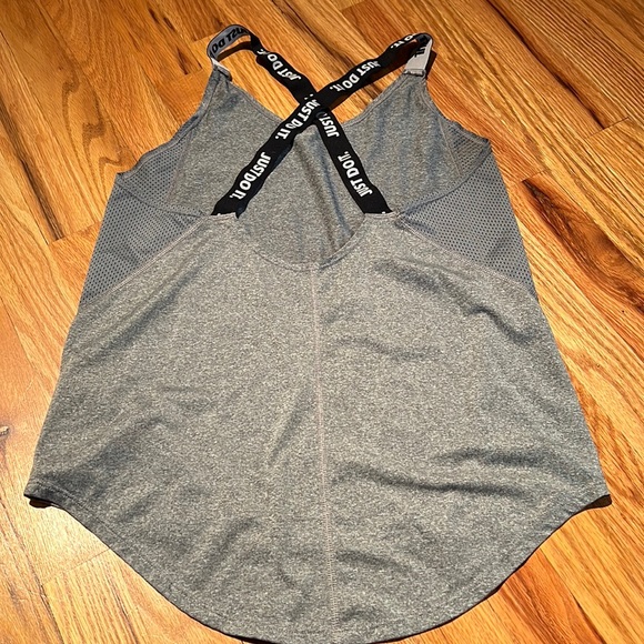 Gray Nike tank top. Dri fit. Size small perfect - Picture 2 of 4